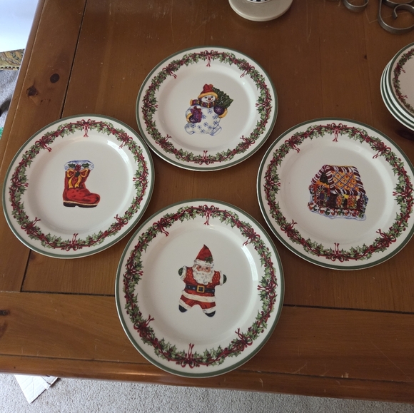 Christopher Radko Traditions Holiday Cekebrations Set Of 4 Luncheon Plates - Picture 1 of 7